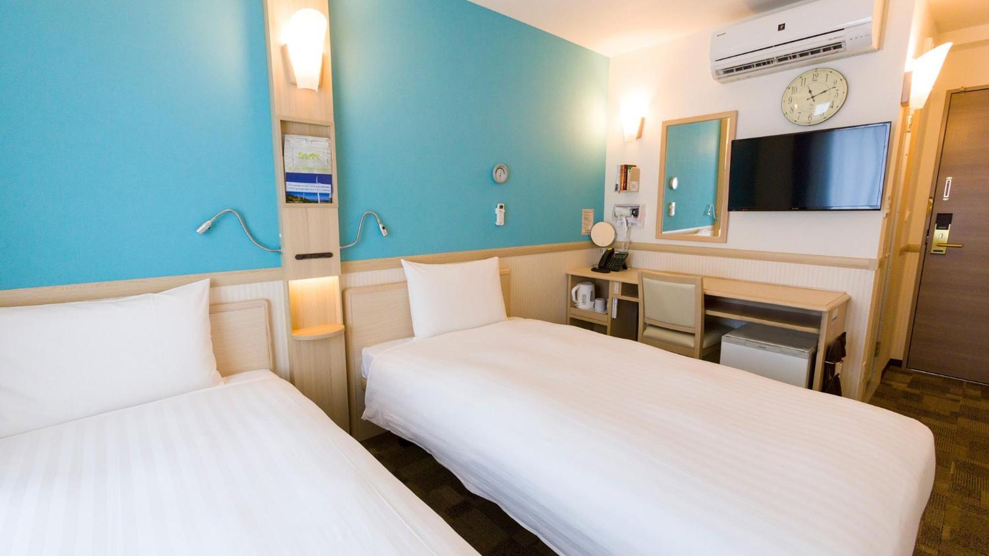 Toyoko Inn Odawara Eki Higashi Guchi Habitación foto