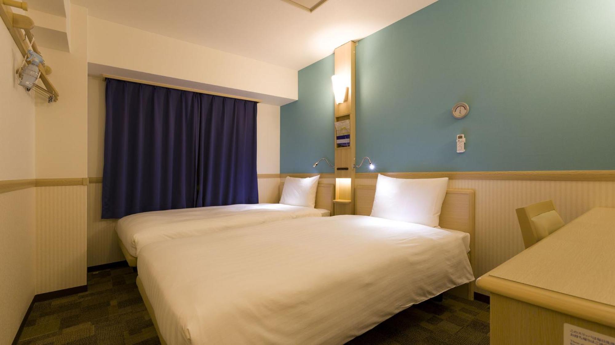 Toyoko Inn Odawara Eki Higashi Guchi Habitación foto