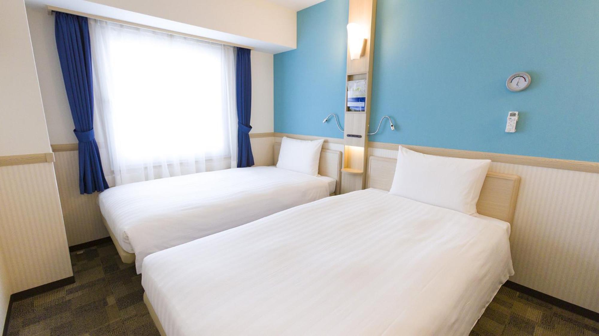 Toyoko Inn Odawara Eki Higashi Guchi Habitación foto